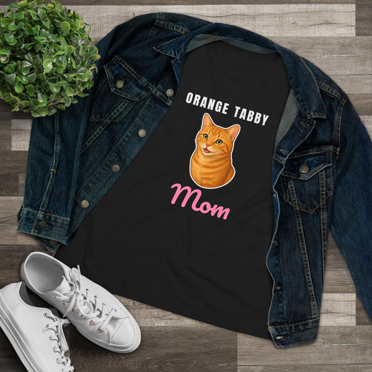 Orange Tabby Cat Mom Women's Tee