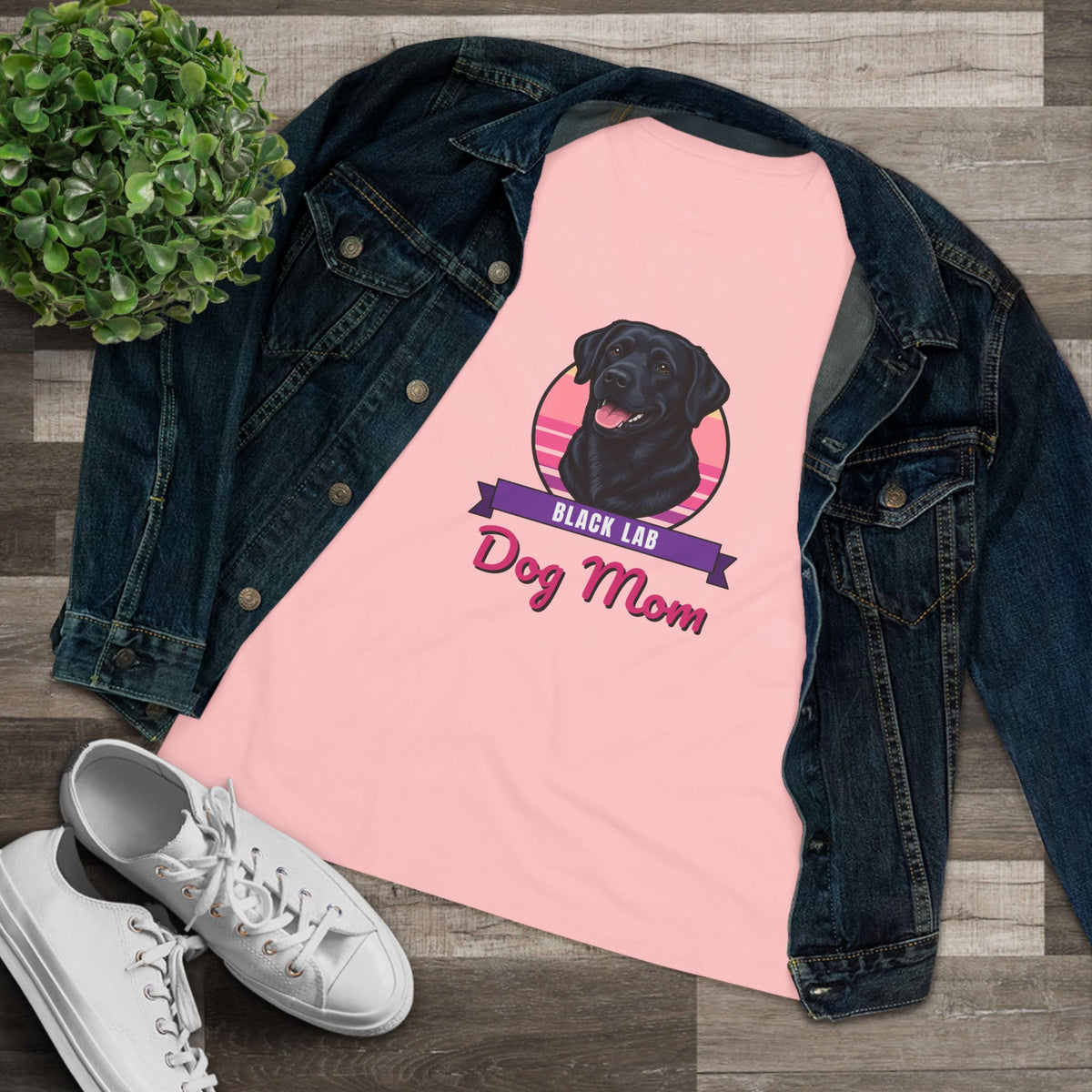 Black Lab Dog Mom Women's Tee