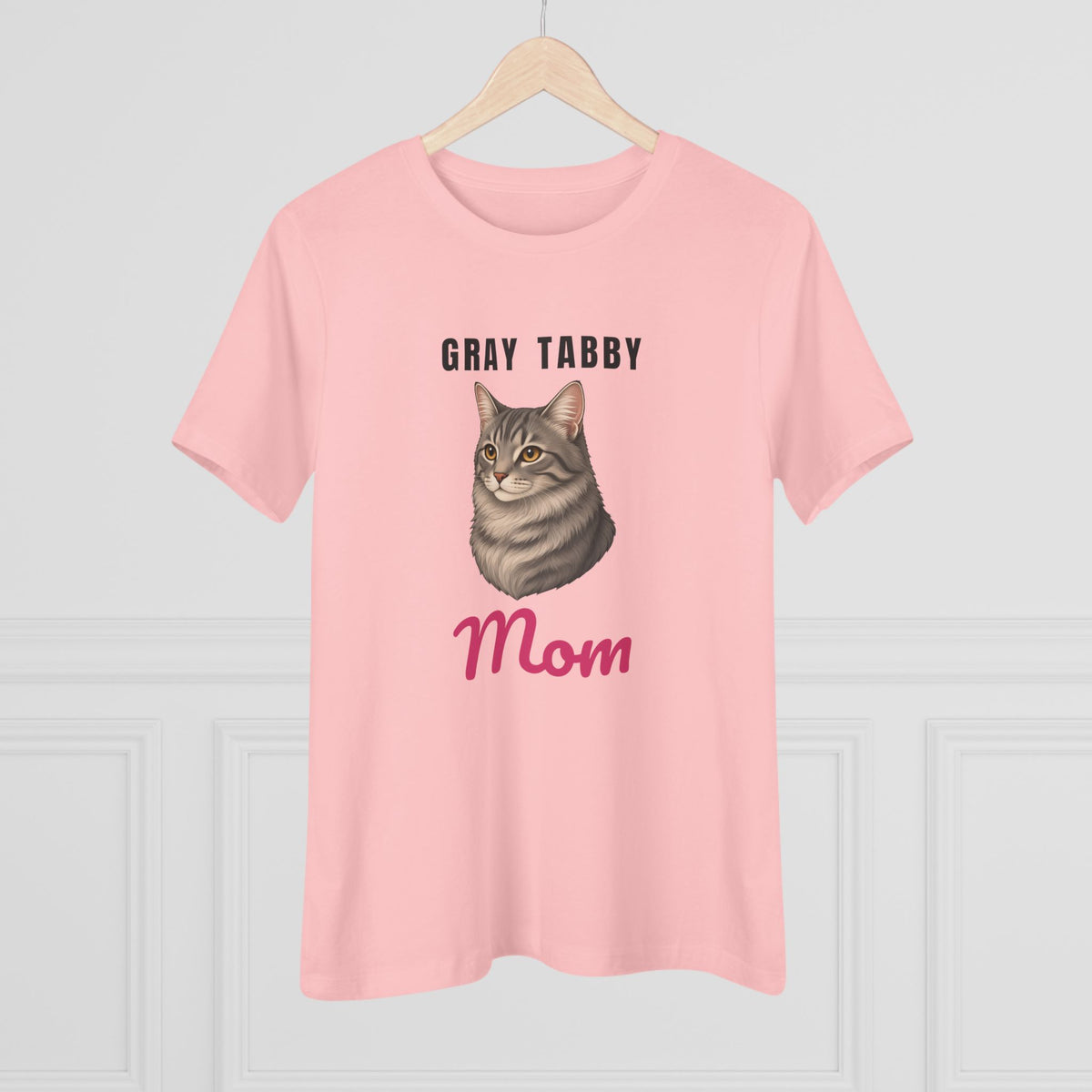 Gray Tabby Cat Mom Women's Tee