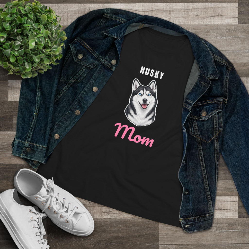 Husky Dog Mom Women's Tee
