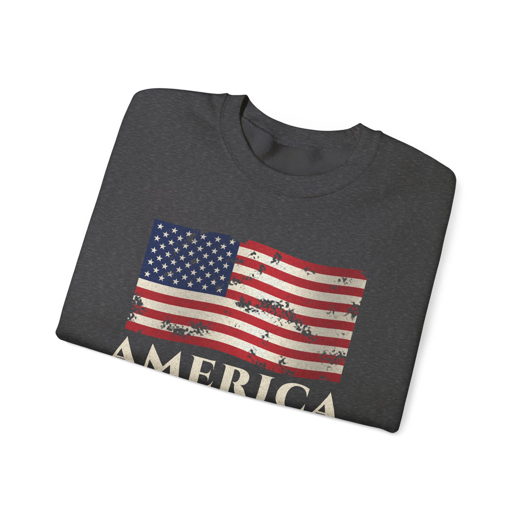 Vintage American Flag Sweatshirt – patriotic gift, photo 8